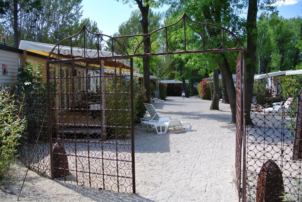 Azur Beach Grimaud Bagian luar foto